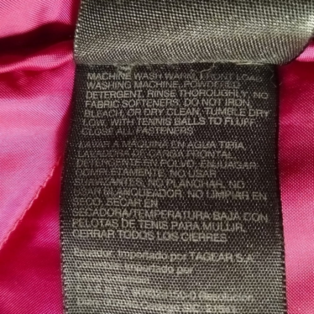 Large Marmot red puffer jacket ❤️🦦 - Picture 12 of 13
